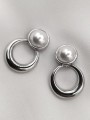Kolczyki srebrne perły z wiszącym kołem